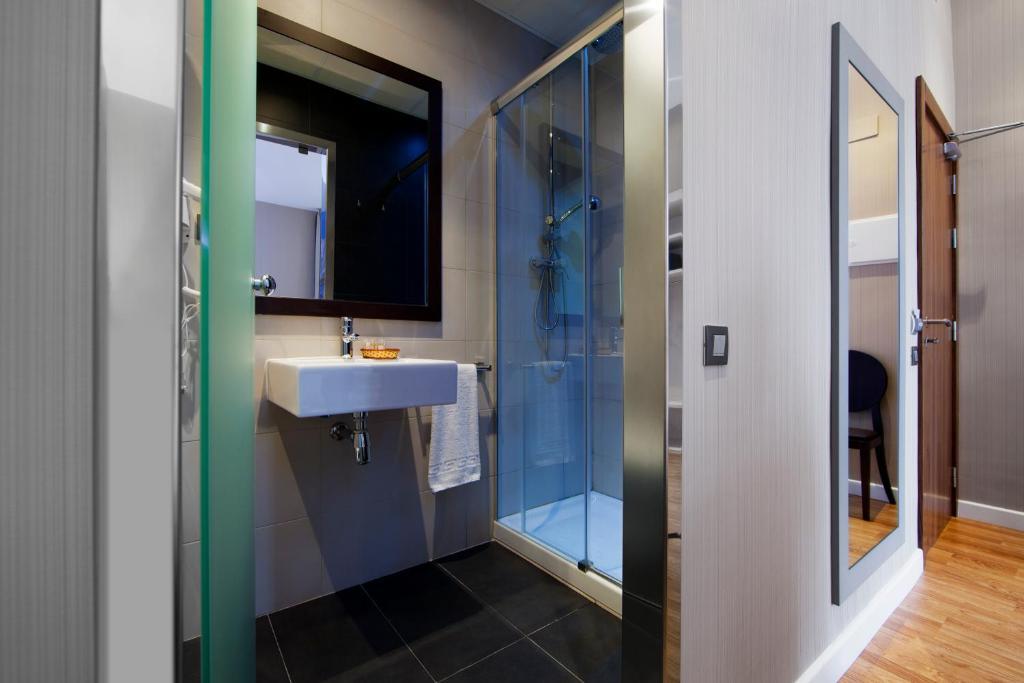 Hostal Bcn Ramblas Barcelona Phòng bức ảnh