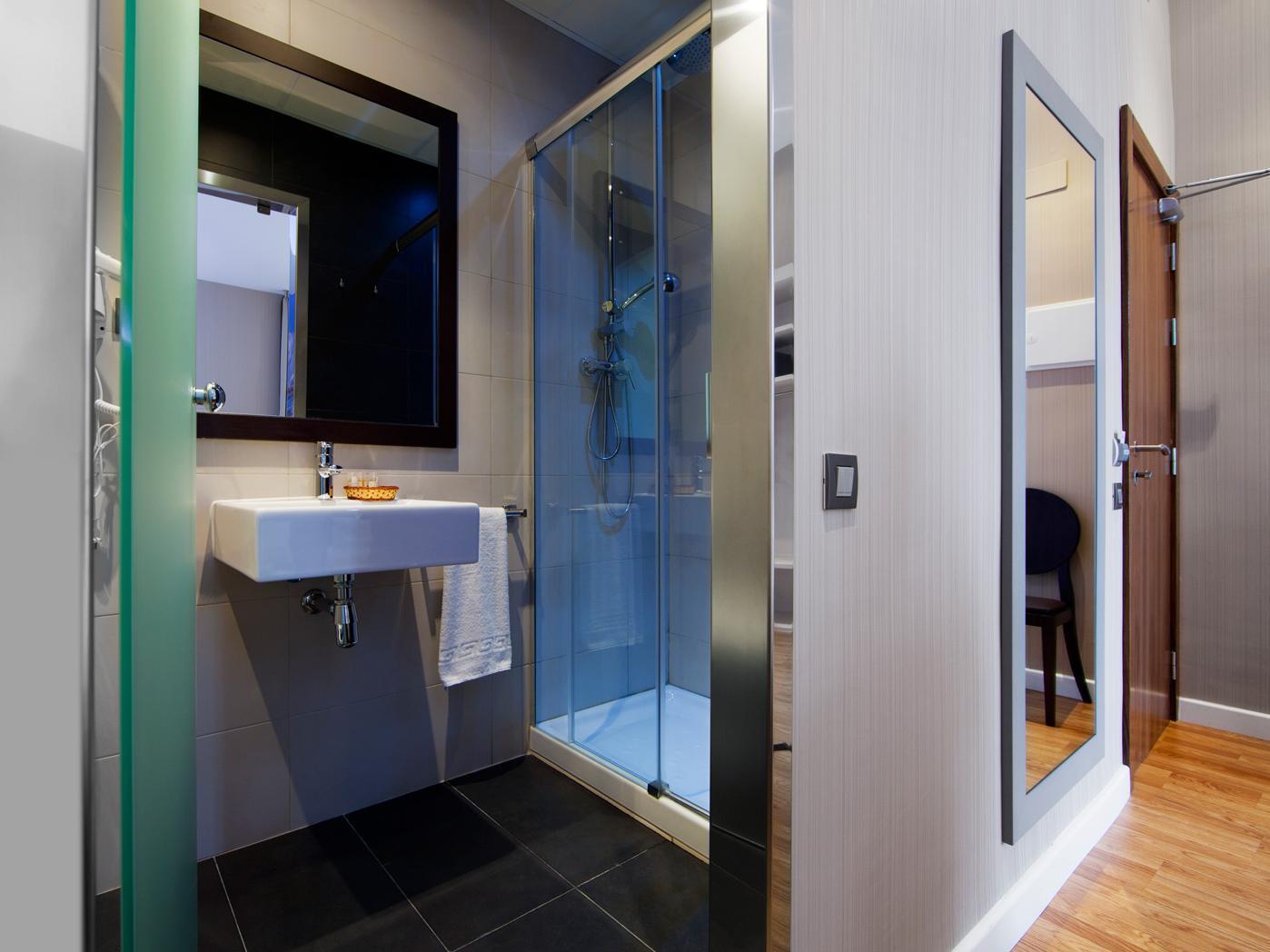 Hostal Bcn Ramblas Barcelona Ngoại thất bức ảnh