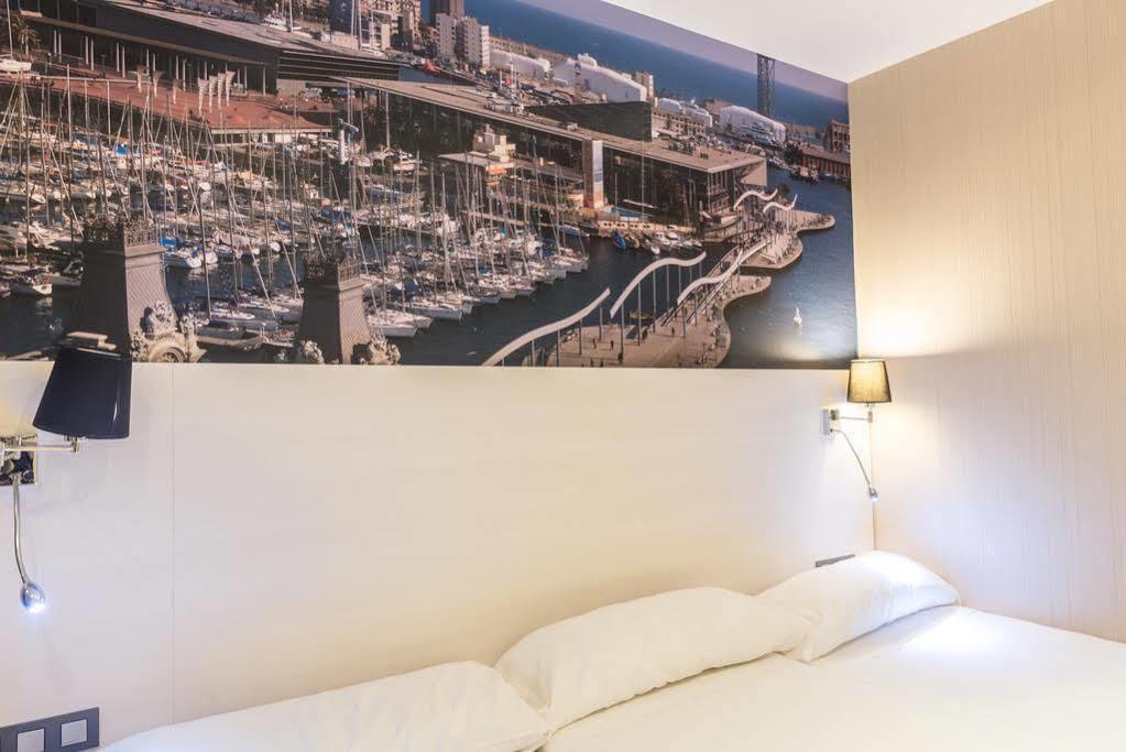 Hostal Bcn Ramblas Barcelona Ngoại thất bức ảnh
